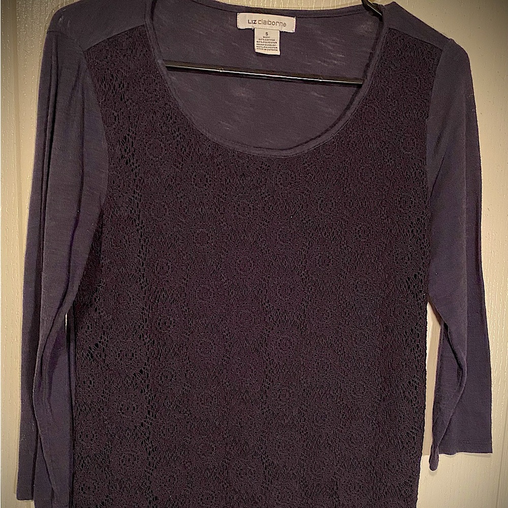 Nice shirt dark navy blue size small .made by Liz Caliborne.